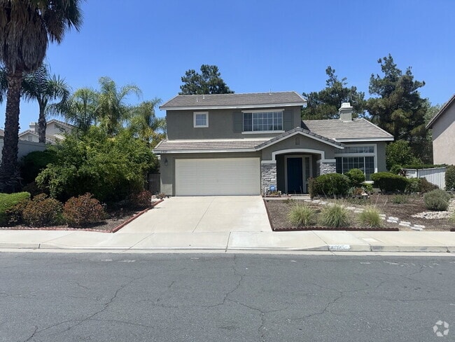 Building Photo - "Charming Riverside Retreat: Spacious 3-Be... Rental