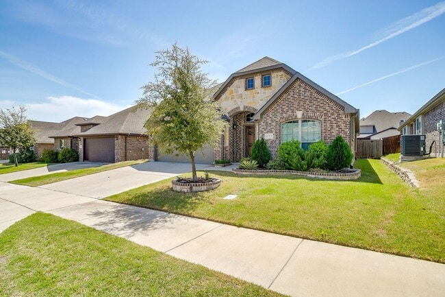 Photo - Amazing 3 Bed, 2 Bath Rental Available in the Highly Desirable Live Oak Creek- WSISD- 76108