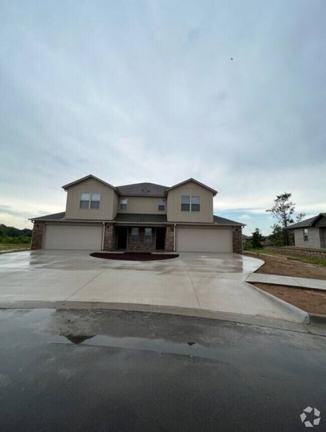 Heritage at Painter Lane Nearby Condos for Rent Barling AR 35