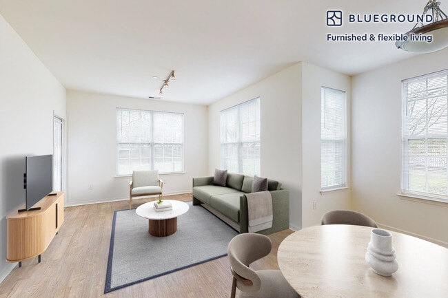 Photo - 998 Stewart Ave Unit SI FL3-ID3613A