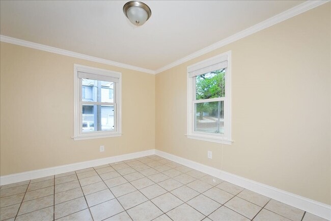 Photo - 4206 Seaview St