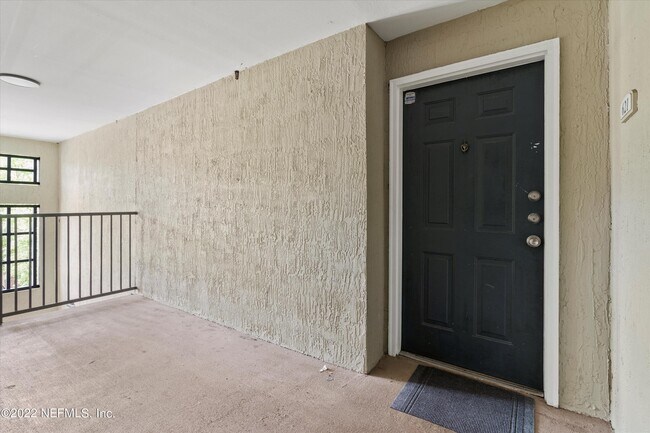 Photo - 3591 Kernan Blvd S Unidad 621