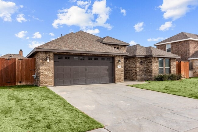 Photo - 49 Berkshire Cir