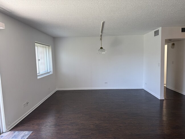 Photo - 3220 Sanders Rd