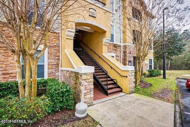 Building Photo - 1001 Monument Rd