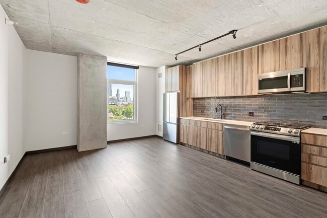 Building Photo - 187 N Ashland Ave