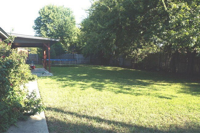 Photo - 7400 Deaver Dr