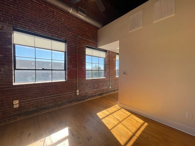 Photo - Hemlock Lofts