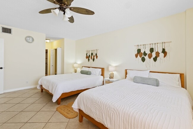 Photo - 3725 S Ocean Dr Unit 921
