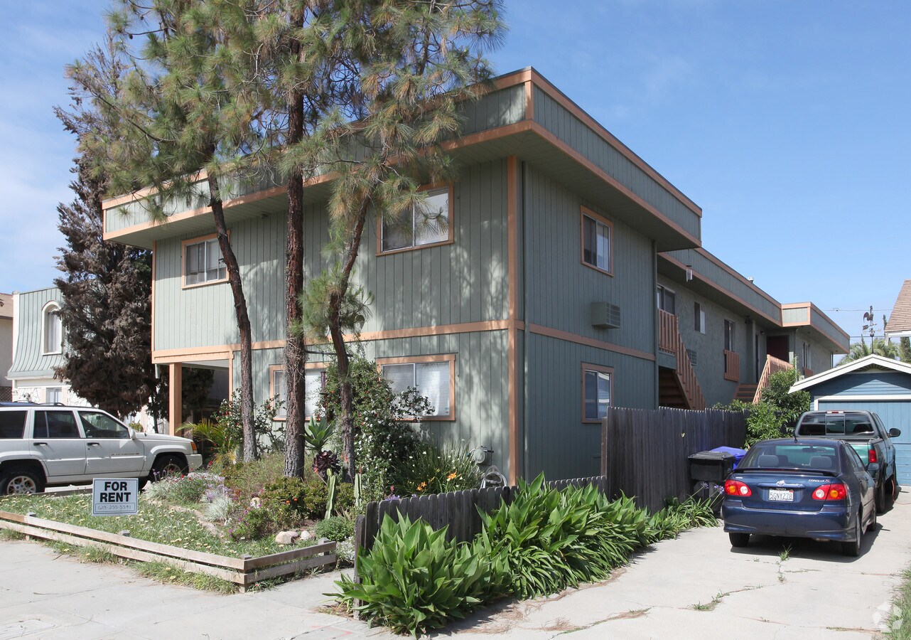 Photo - 4486 N 39th St