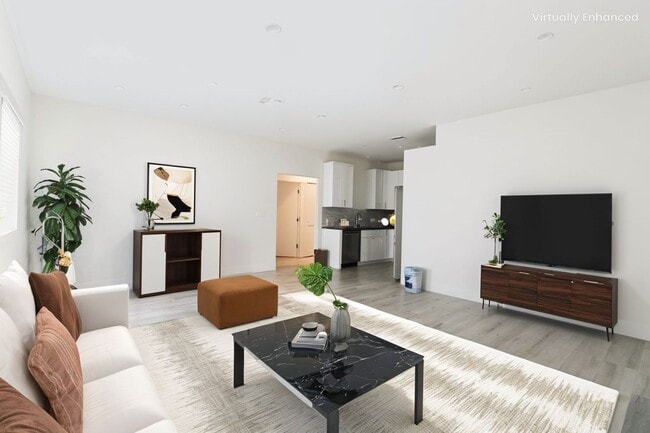 Photo - 14252 Erwin St Unidad 14254