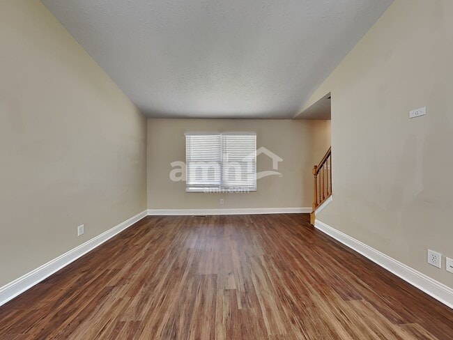 Photo - 2843 Presidential Dr