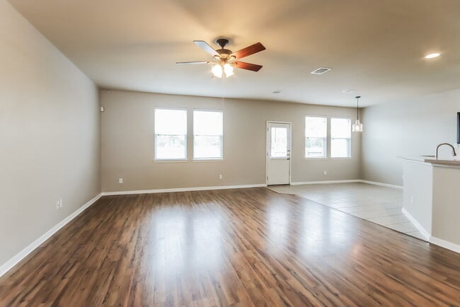 Photo - 18706 Walden Glen Cir