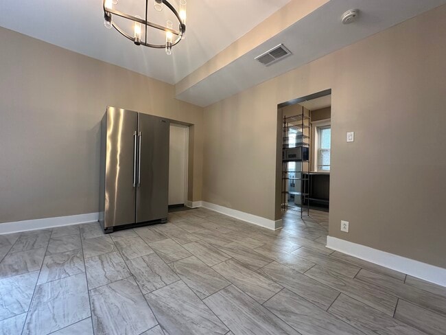 Photo - 4918 N Troy St Unit 1