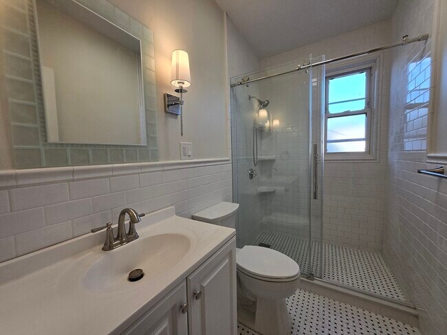 Photo - 26 Chiswick Rd Unit 13