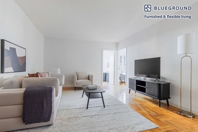 Photo - 300 E 46th St Unit FL9-ID1778