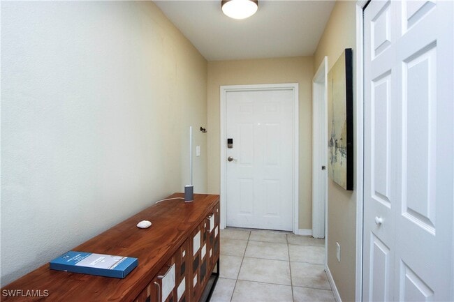 Building Photo - 4520 Skyline Blvd Unit 206 Rental