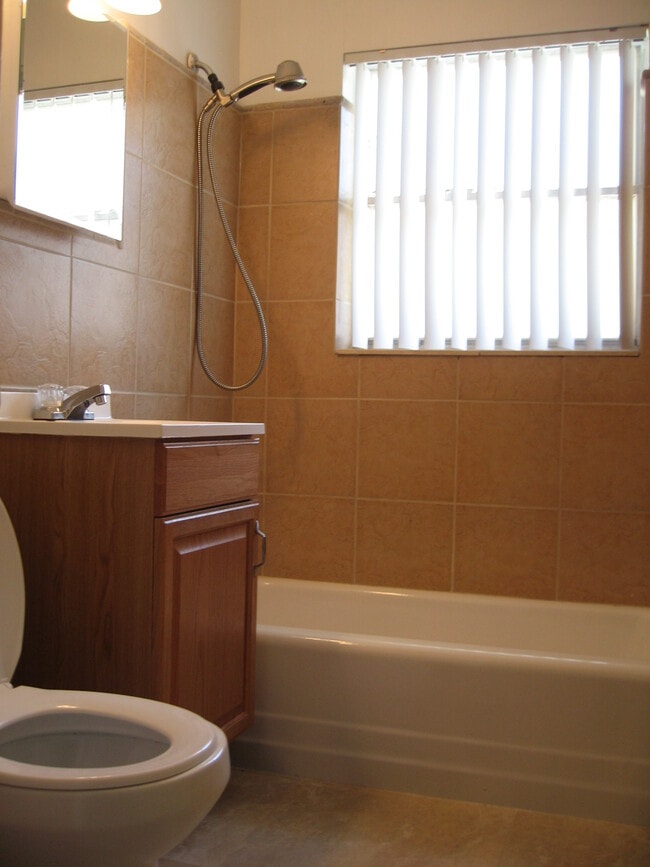 Photo - 2504 Oceanview