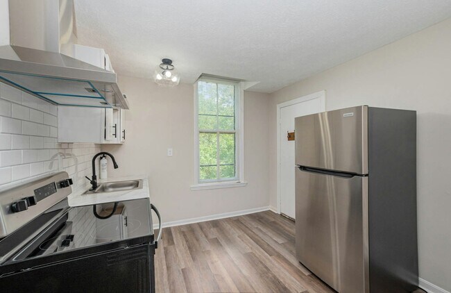 Photo - 3030 Cleinview Ave Unit 4