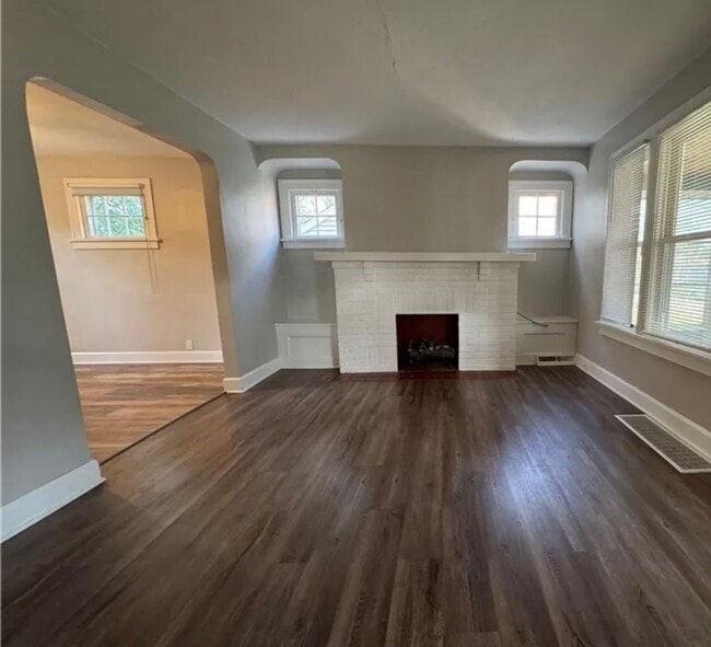 Photo - 12116 Longmead Ave