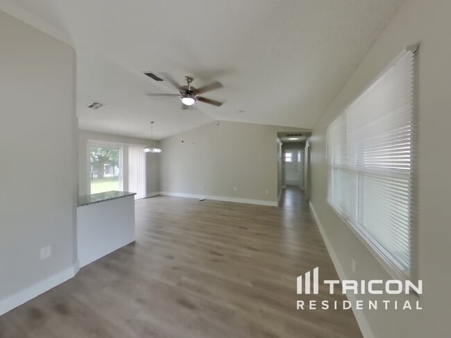 Photo - 6623 Freeport Dr