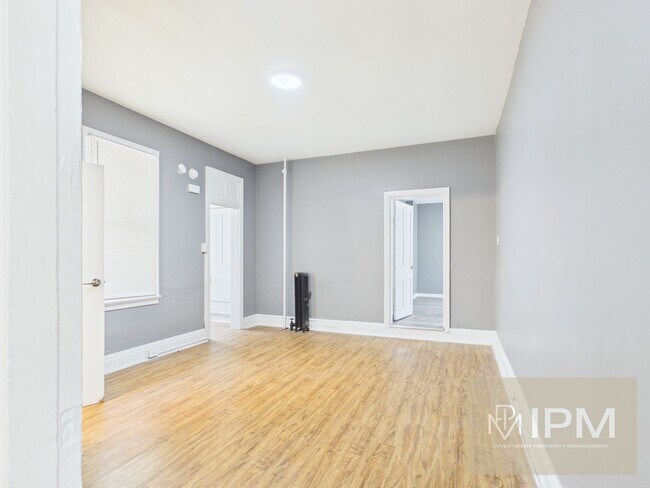 Building Photo - 597 W Philadelphia St Unit 1R