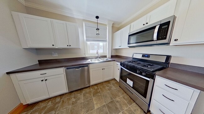 Photo - Spacious 3 Bedroom Home with One Car Garage