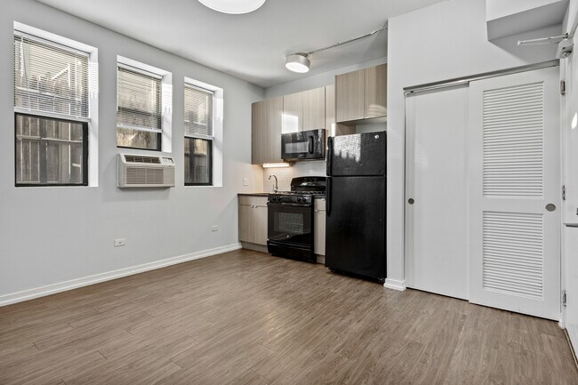 Photo - 4875 N Magnolia Ave