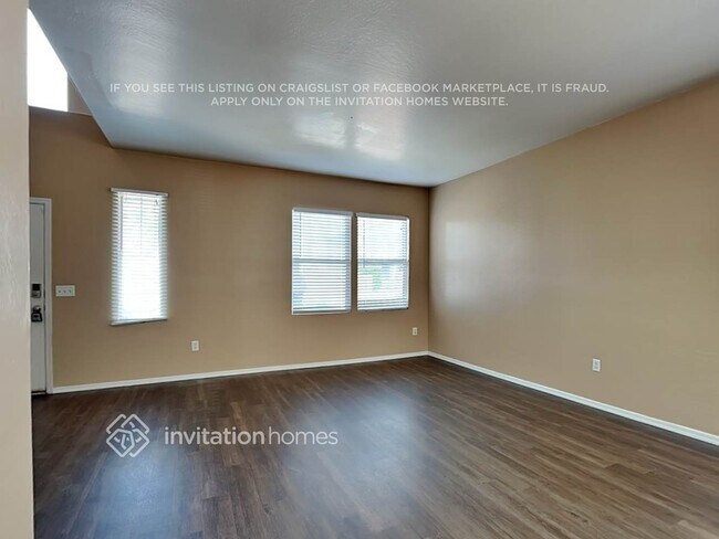 Photo - 1323 S 121st Ln