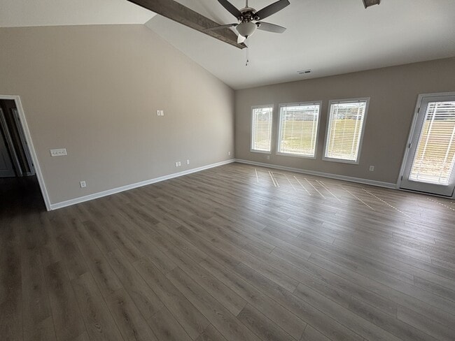 Photo - 103 E Godwin St