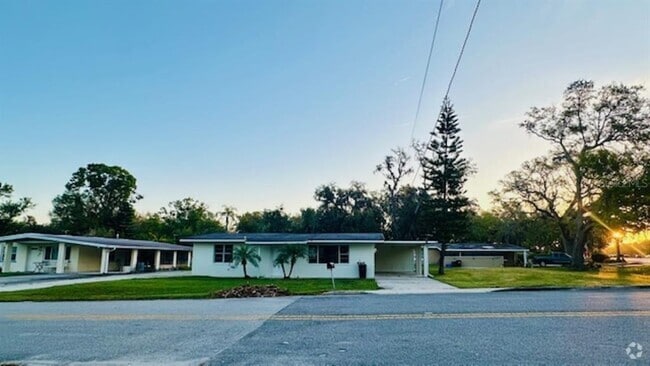 Building Photo - 101 Ellison Ave Rental
