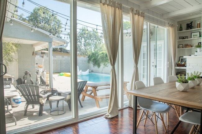 Building Photo - 13306 Magnolia Blvd