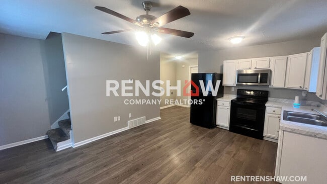 Photo - 1056 Patton St