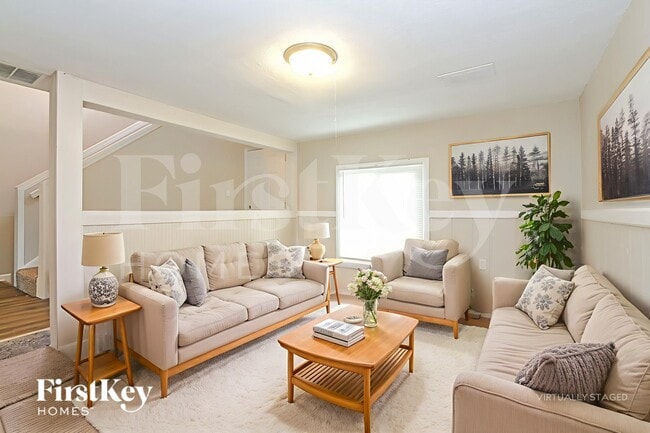 Photo - 3135 Foltz St