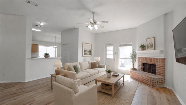 Photo - 3124 Creekside Dr