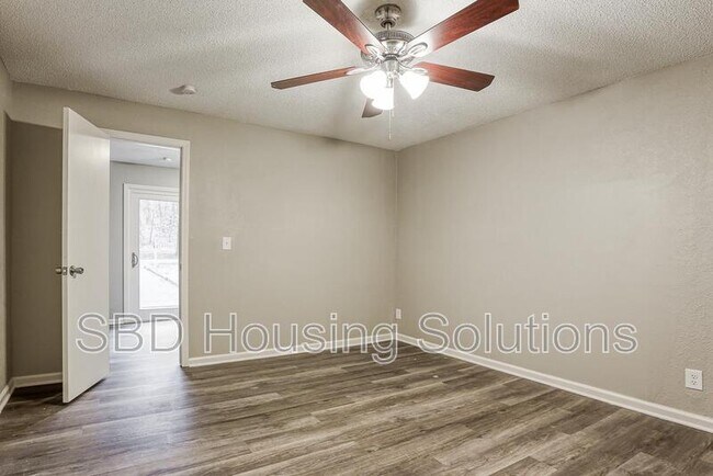 Photo - 227 Central St