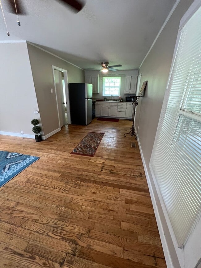 Photo - 3 Bed House! DEPOSIT-FREE Renting option thru OBLIGO! Deposit Alternative available.