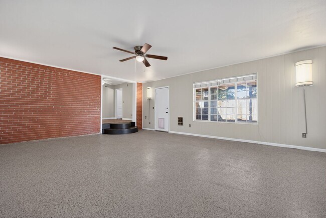 Photo - 4421 NW 20th St