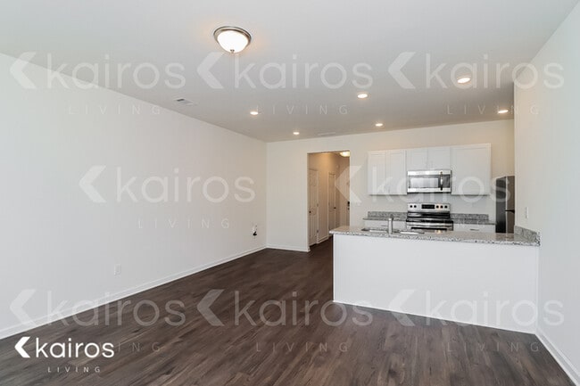 Photo - 106 Dudley Wy