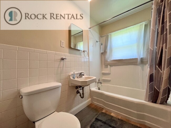 Photo - 705 W 18th Ave