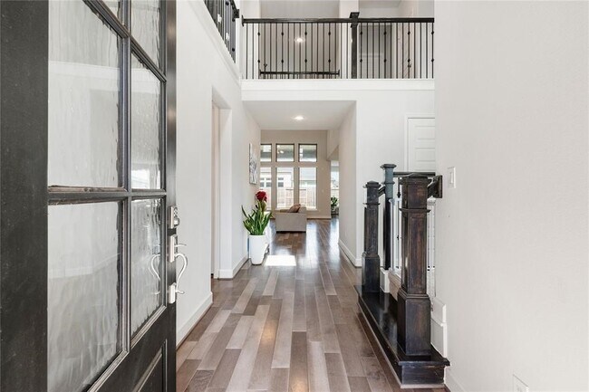 Photo - 28926 Creekside Bend Dr