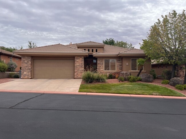 Photo - Lovely Pet-Friendly Home in Lakota Ridge