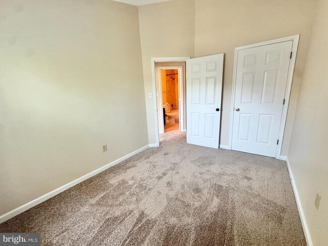 Photo - 704 Stafford Glen Ct