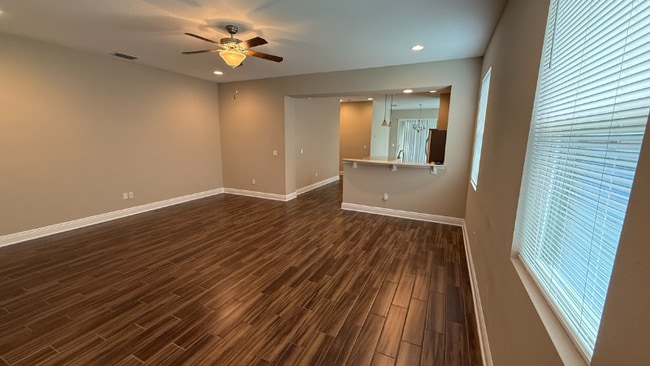 Photo - 15618 Porter Rd