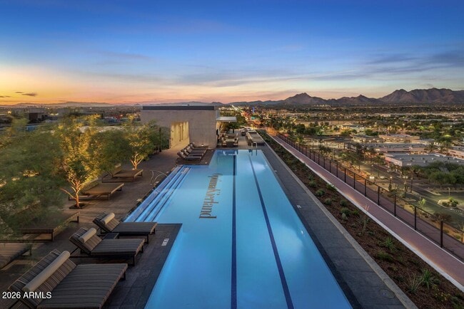 Building Photo - 7180 E Kierland Blvd Unit 305