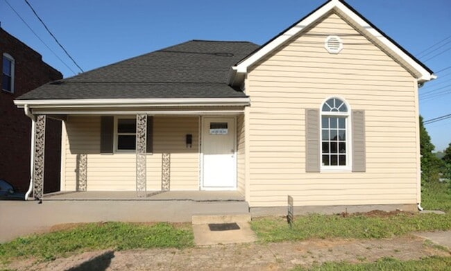 Photo - ? Bristol Living at Its Best – Newly Remodeled 2 Bedroom Home!