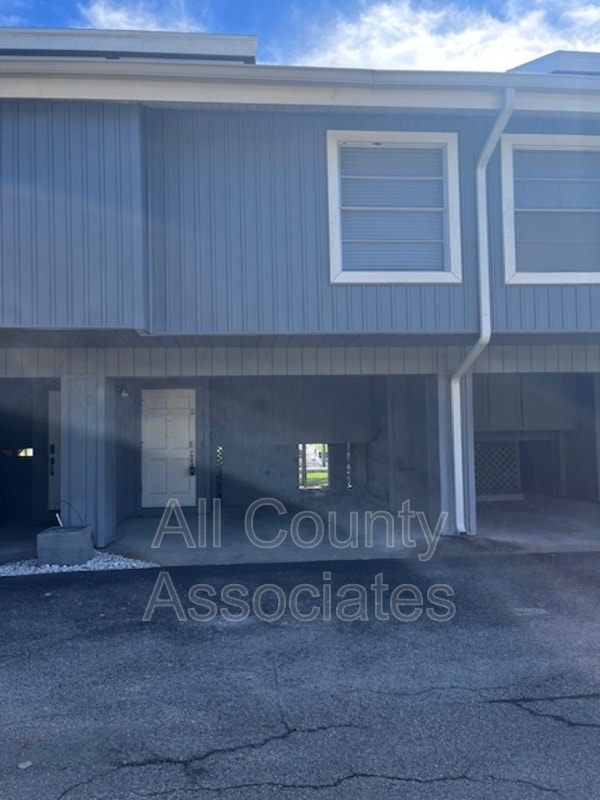 Building Photo - 200 Meres Blvd Rental