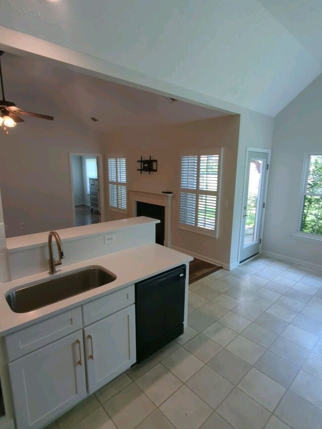 Photo - 8253 Ramstone Way