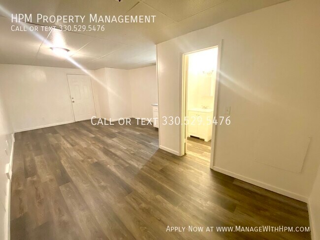 Photo - 1214 Woodward Pl NW Unidad 1