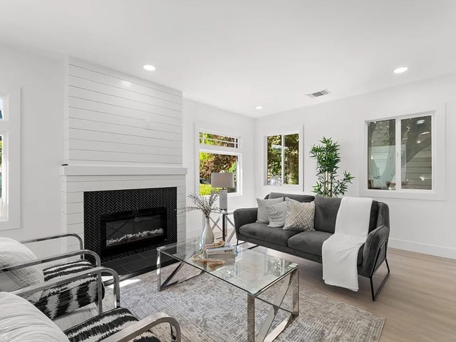 Photo - 1208 Hester Ave